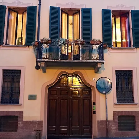 Experience A Historic - Palazzo Terzano 아파트