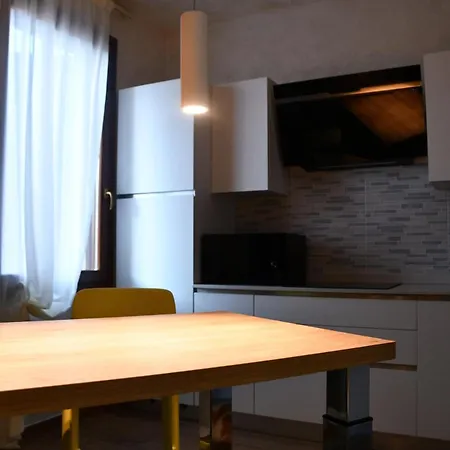 Experience A Historic - Palazzo Terzano * 발렌자