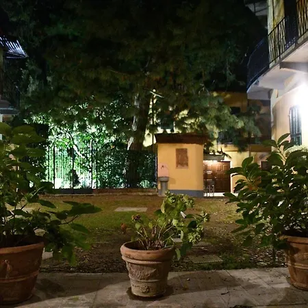 Experience A Historic - Palazzo Terzano 발렌자