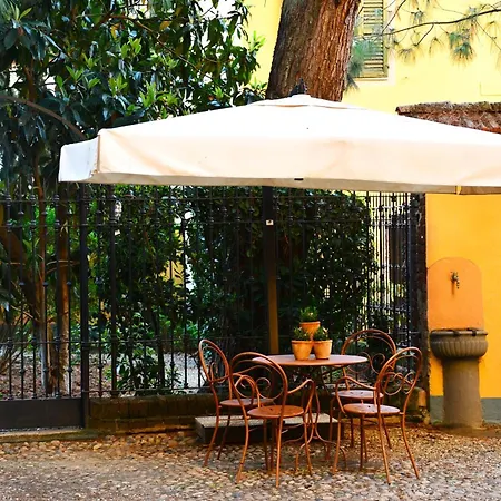 Palazzo Terzano - Historic Daire Valenza